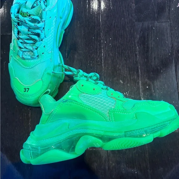 Balenciaga Triple S EU 37 Green Chunky Sneakers - Picture 5 of 9